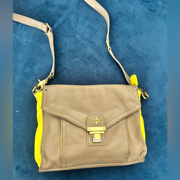 Tory Burch Rachel Envelope Grey Neon Yellow Crossbody Bag - Picture 9 of 14
